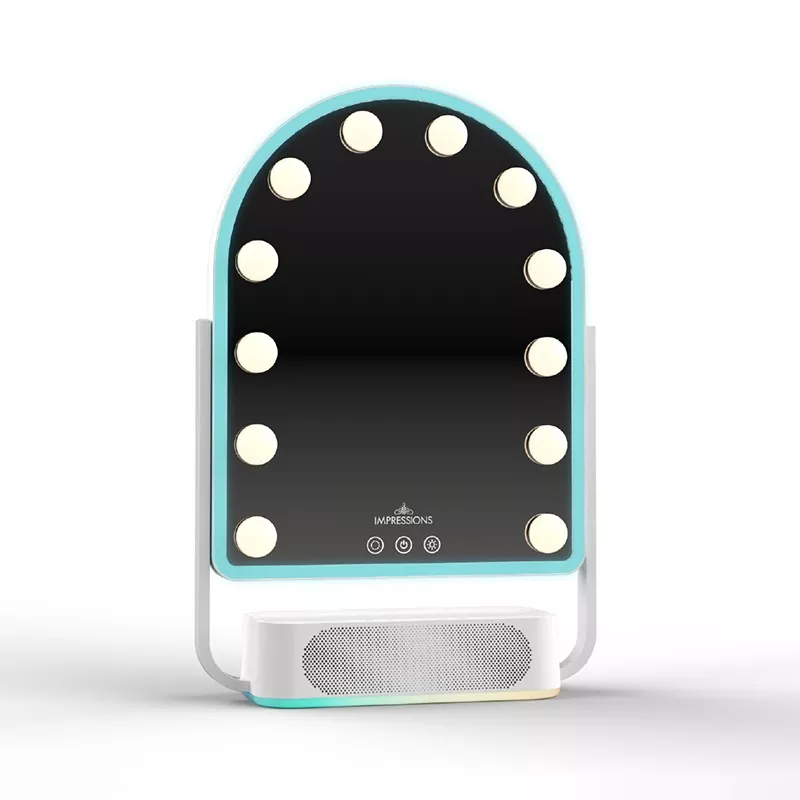 Madali bang gamitin ang LED smart bathroom mirror?